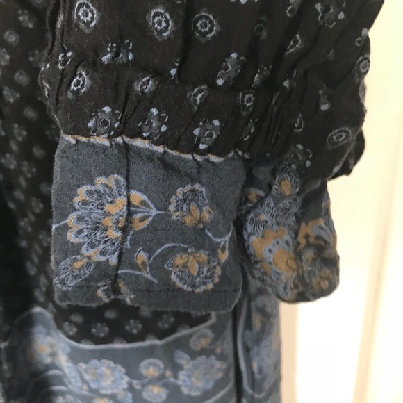 Free People // Long Sleeved Tunic - Picture 4 of 5